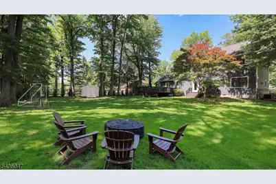 1916 Parkwood Dr, Scotch Plains Township, NJ 07076 - Photo 32