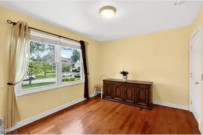37 Hall Dr, Clark Township, NJ 07066 - Photo 16