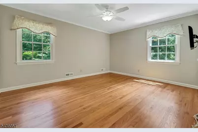 28 Club Ln, New Providence, NJ 07901 - Photo 24