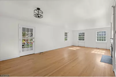 154 N Franklin Tpke, Ho Ho Kus, NJ 07423 - Photo 4