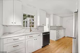 154 N Franklin Tpke, Ho Ho Kus, NJ 07423 - Photo 6