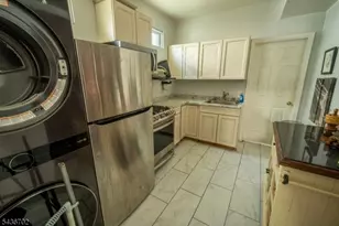 84 Farley Ave, Newark, NJ 07108 - Photo 32