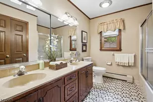 15 Bourbon St, Wayne Twp., NJ 07470 - Photo 22