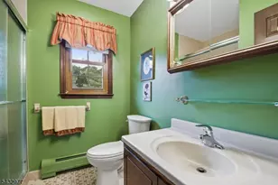 15 Bourbon St, Wayne Twp., NJ 07470 - Photo 18