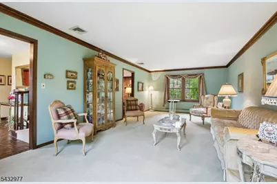 15 Bourbon St, Wayne Twp., NJ 07470 - Photo 4