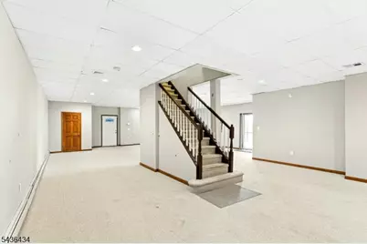 10 Red Robin Way, Raritan Township, NJ 08822 - Photo 38