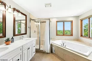 10 Red Robin Way, Raritan Township, NJ 08822 - Photo 32