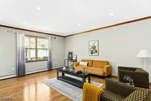 10 Red Robin Way, Raritan Township, NJ 08822 - Photo 10