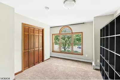10 Red Robin Way, Raritan Township, NJ 08822 - Photo 34