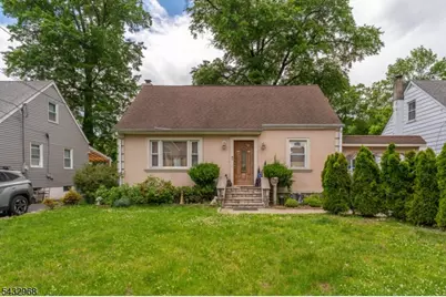 339 Oakwood Ave, Kenilworth, NJ 07033 - Photo 12