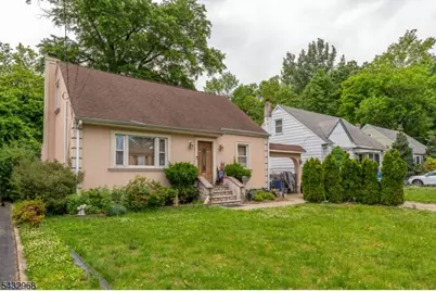 339 Oakwood Ave, Kenilworth, NJ 07033 - Photo 8