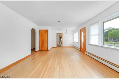 62 Willow Ave, Franklin Township, NJ 08873 - Photo 6