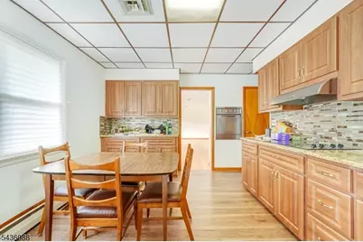 62 Willow Ave, Franklin Township, NJ 08873 - Photo 2