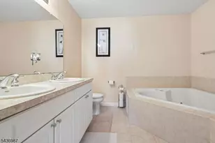 67 Forest Dr, Piscataway Township, NJ 08854 - Photo 20