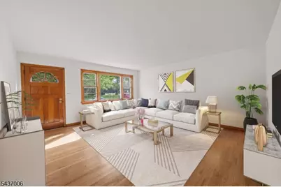 384 Delawanna Ave, Clifton, NJ 07014 - Photo 6