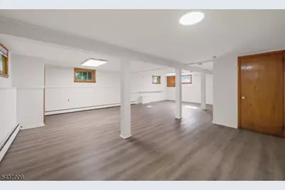 384 Delawanna Ave, Clifton, NJ 07014 - Photo 26