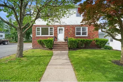 384 Delawanna Ave, Clifton, NJ 07014 - Photo 2
