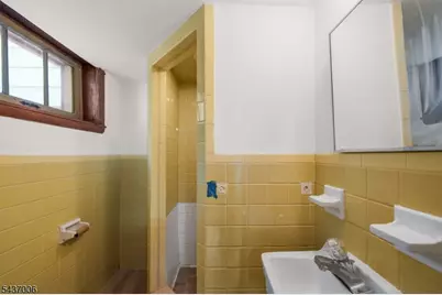 384 Delawanna Ave, Clifton, NJ 07014 - Photo 24