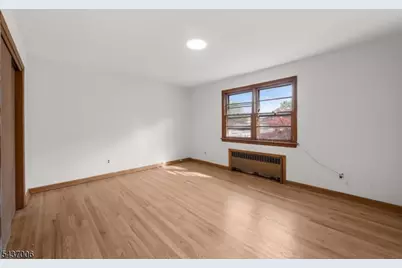384 Delawanna Ave, Clifton, NJ 07014 - Photo 22
