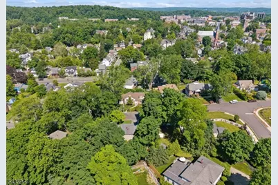 30 Crestwood Rd, Morristown, NJ 07960 - Photo 42
