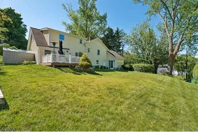 30 Crestwood Rd, Morristown, NJ 07960 - Photo 32
