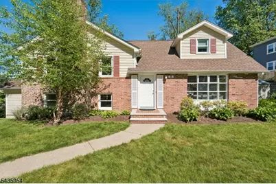 30 Crestwood Rd, Morristown, NJ 07960 - Photo 2