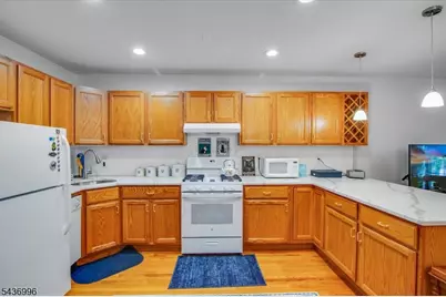 181 Long Hill Road Bldg 5- #13, Little Falls Township, NJ 07424 - Photo 14
