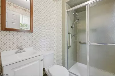 20 Coachman Ct, Berkeley Heights Township, NJ 07922 - Photo 16