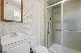 20 Coachman Ct, Berkeley Heights Township, NJ 07922 - Photo 16