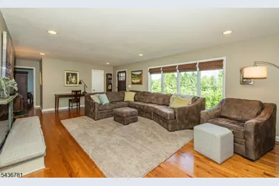 327 Pleasant Hill Rd, Chester, NJ 07836 - Photo 6