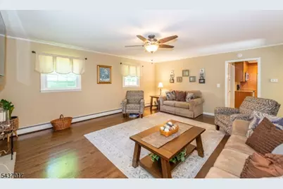 10 Brittany Road, Roxbury Township, NJ 07876 - Photo 4