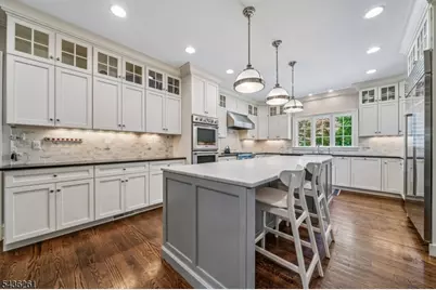20 Country Club Dr, Chatham Township, NJ 07928 - Photo 4