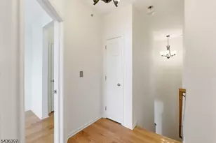 131 Brittany Ct, Clifton, NJ 07013 - Photo 22