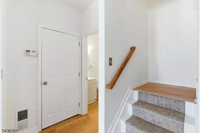 131 Brittany Ct, Clifton, NJ 07013 - Photo 20