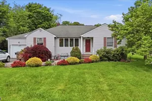 33 Ellison Rd, Franklin Township, NJ 08873 - Photo 1