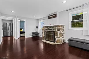 15 Mohican Ave, Roxbury Township, NJ 07850 - Photo 2