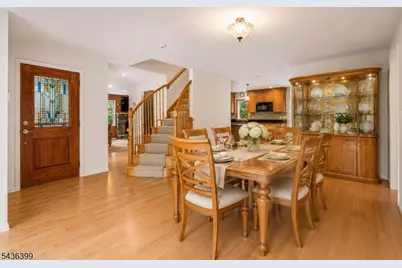 121 N Cottage Pl, Westfield, NJ 07090 - Photo 2