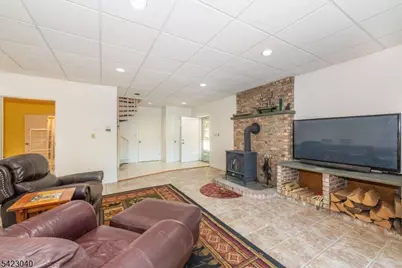 43 Croft Rd, Jefferson Township, NJ 07849 - Photo 14