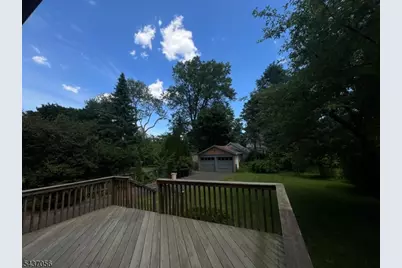 325 Bogert Ave, Ridgewood, NJ 07450 - Photo 20