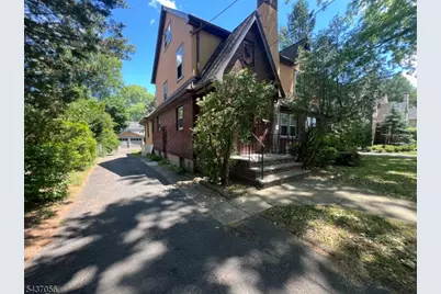 325 Bogert Ave, Ridgewood, NJ 07450 - Photo 2