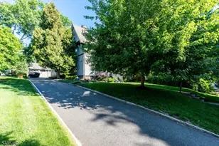 409 Hillside Pl, South Orange, NJ 07079 - Photo 8