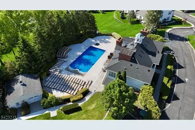330 Winthrop Dr #330, Nutley, NJ 07110 - Photo 34