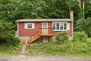 48 E Shore Dr, Vernon, NJ 07462 - Photo 1