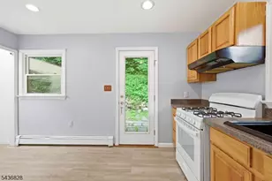48 E Shore Dr, Vernon, NJ 07462 - Photo 6