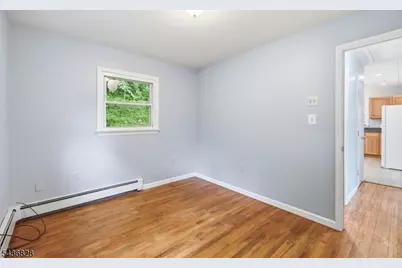 48 E Shore Dr, Vernon, NJ 07462 - Photo 14