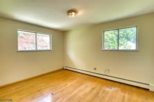 419 Knowlton St, Belvidere, NJ 07823 - Photo 16