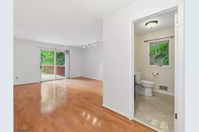 1079 Hoffman Rd, Bridgewater, NJ 08807 - Photo 20