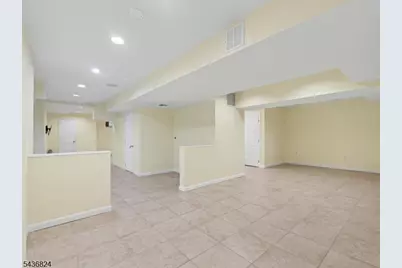 1079 Hoffman Rd, Bridgewater, NJ 08807 - Photo 42
