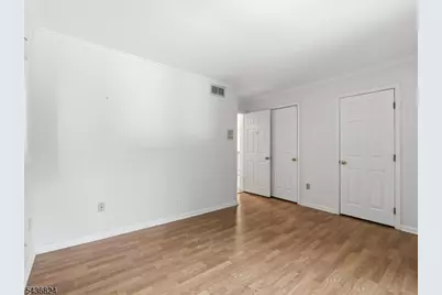 1079 Hoffman Rd, Bridgewater, NJ 08807 - Photo 40