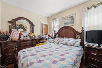 23 Orchard St, Elizabeth, NJ 07208 - Photo 16